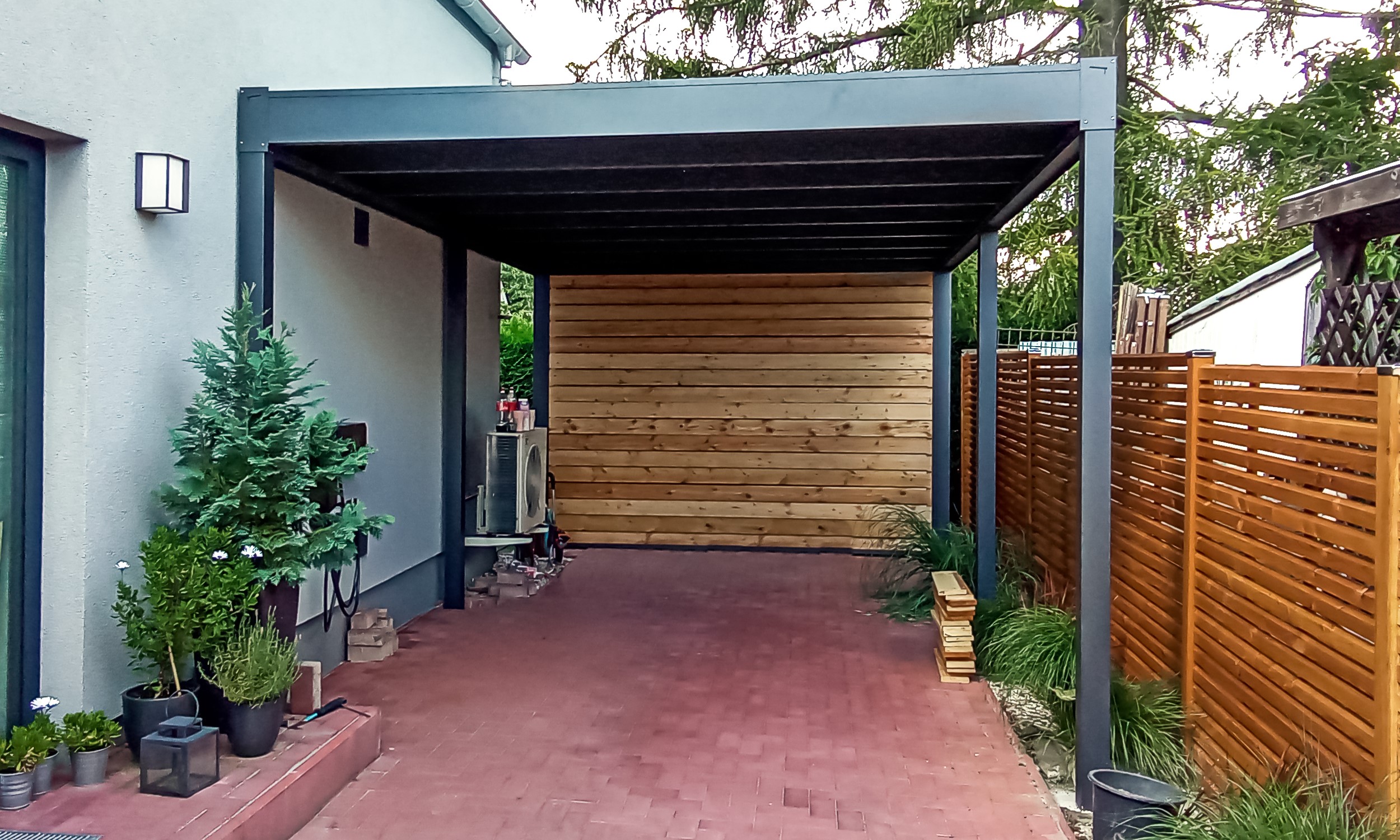 LUXDACH Alles rund um Überdachungen im Garten ALUCARPORT